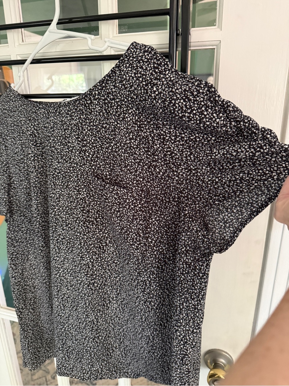 LC Lauren Conrad Black & White Tiny Floral Top